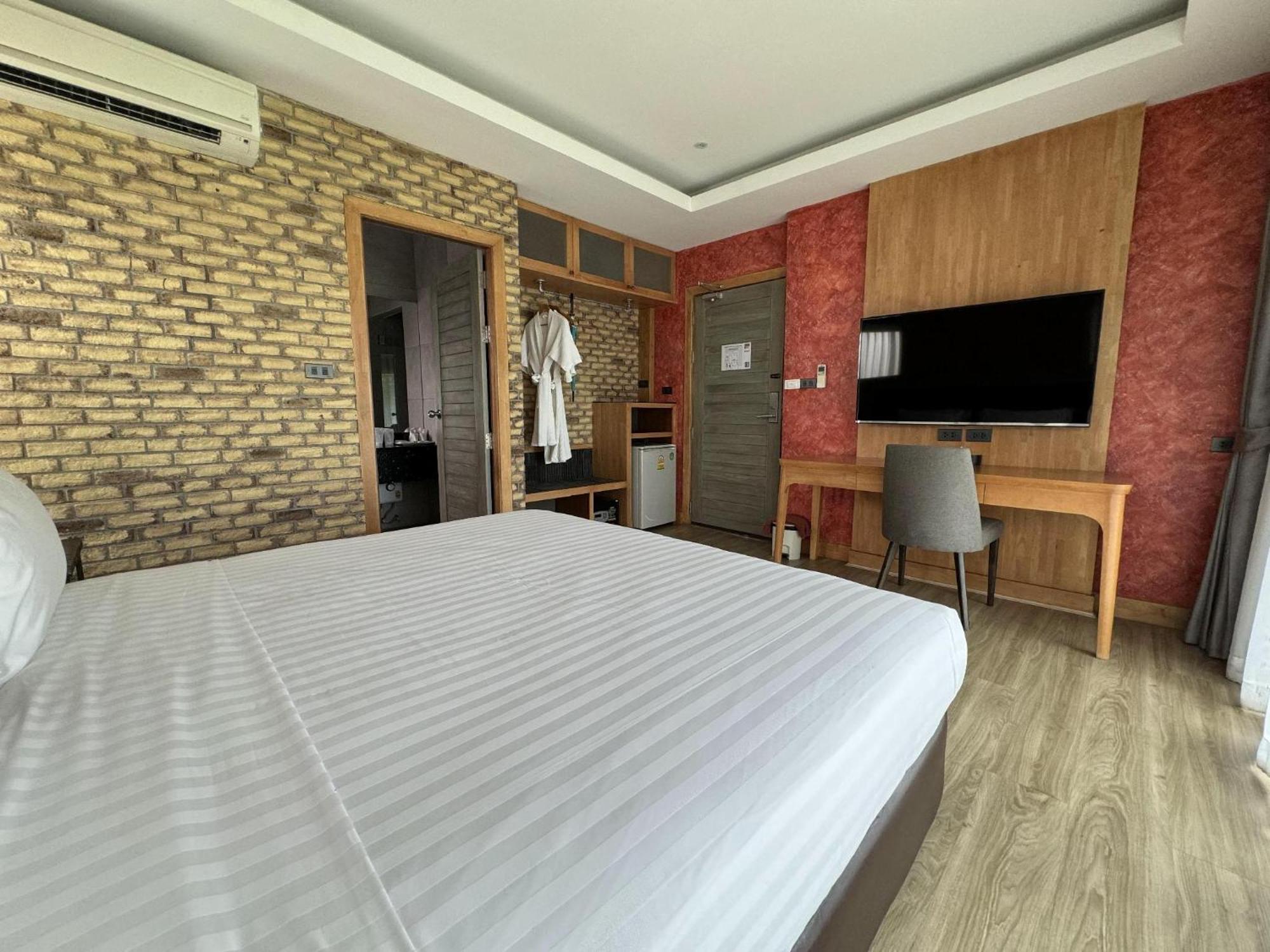 La Isla Pranburi Beach Resort Sam Roi Yot Luaran gambar