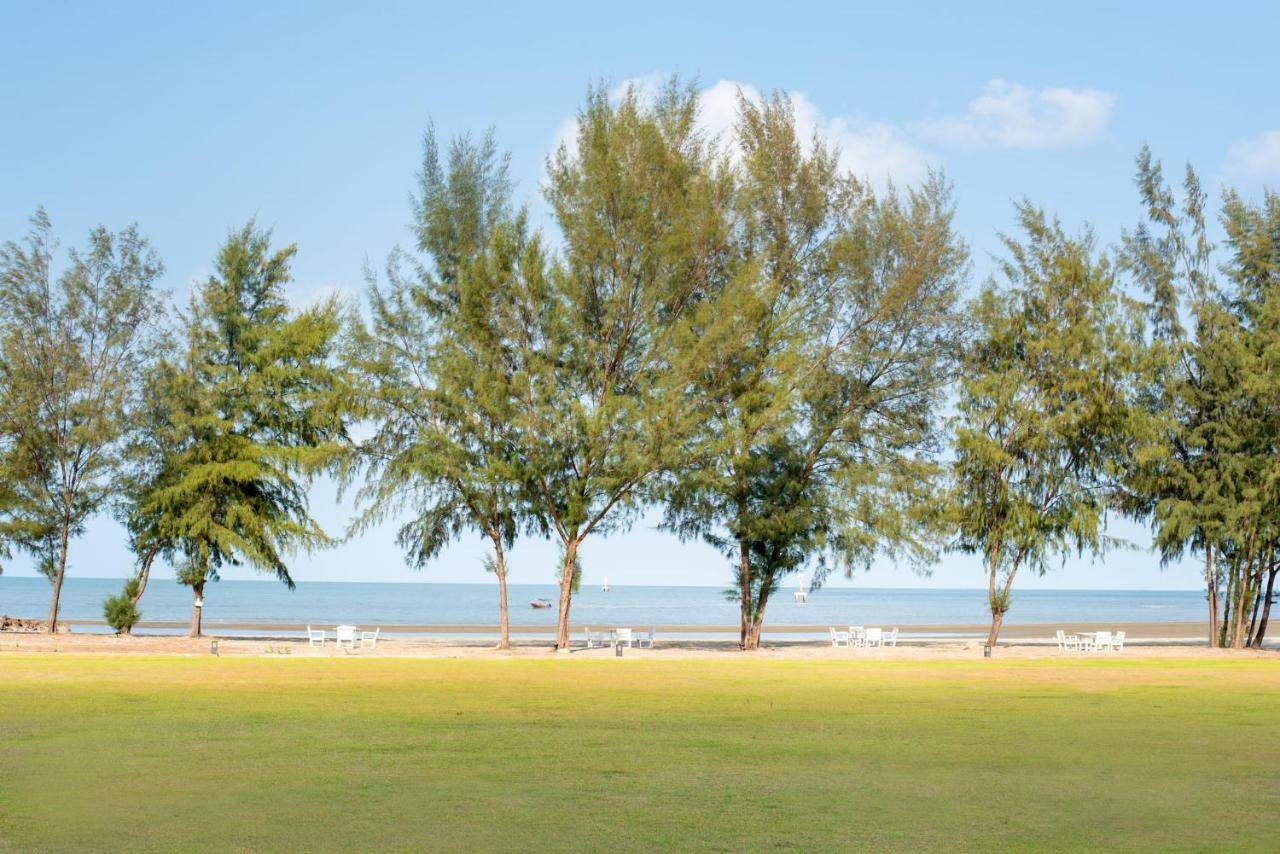La Isla Pranburi Beach Resort Sam Roi Yot Luaran gambar